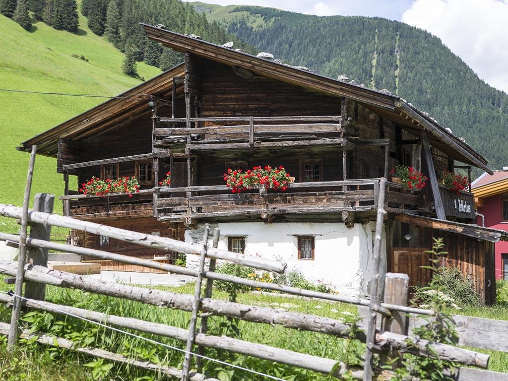 Kulturerbe Mehlerhaus: Von schroffen Höhen bis in SAGENhafte Tiefen